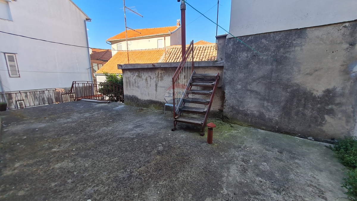 Casa Crnica, Šibenik, 78m2