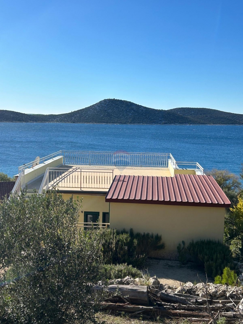 Casa Prvić Šepurine, Vodice, 164m2