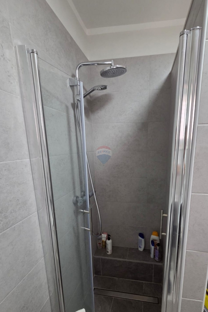 Appartamento Tribunj, 139m2