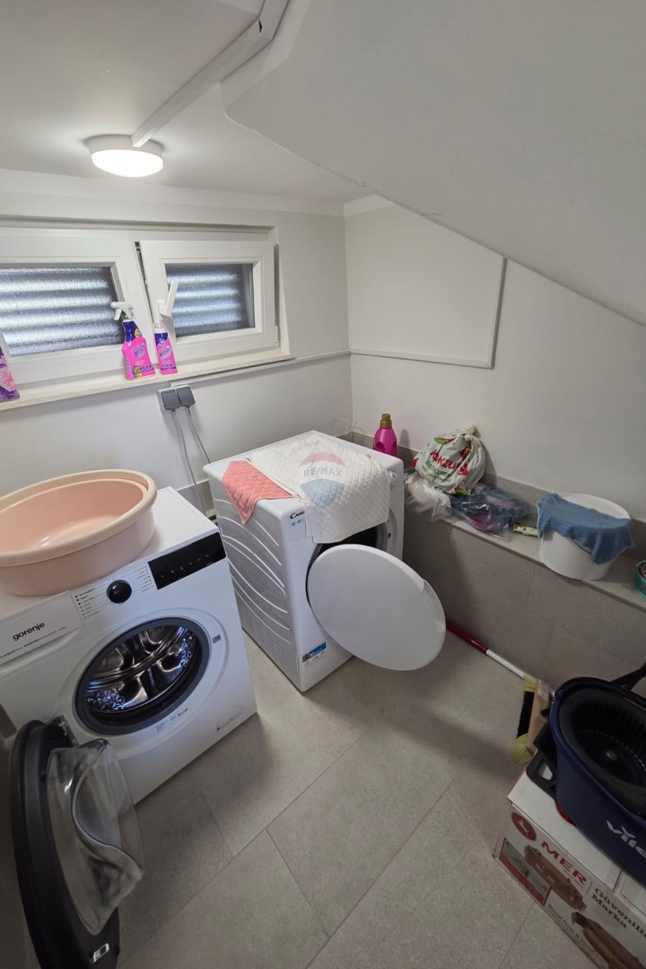 Appartamento Tribunj, 139m2