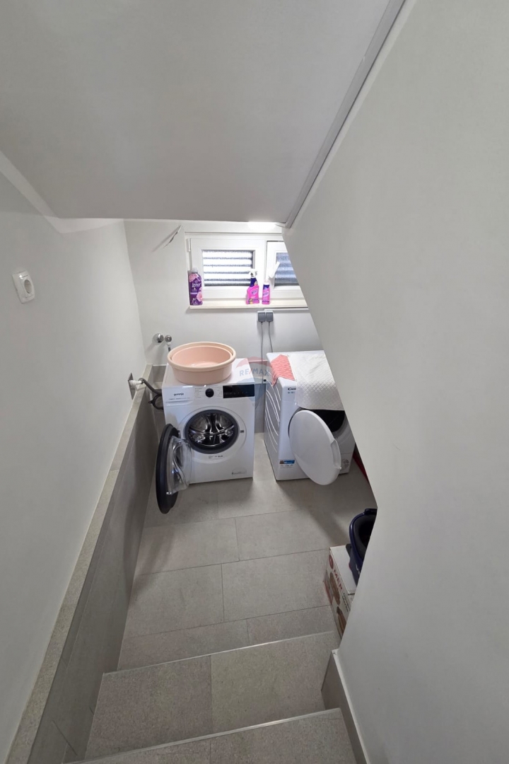 Appartamento Tribunj, 139m2