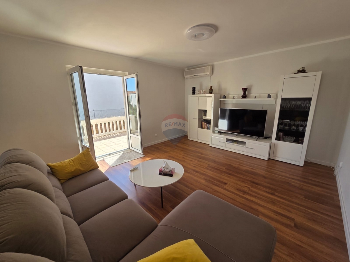 Appartamento Tribunj, 139m2