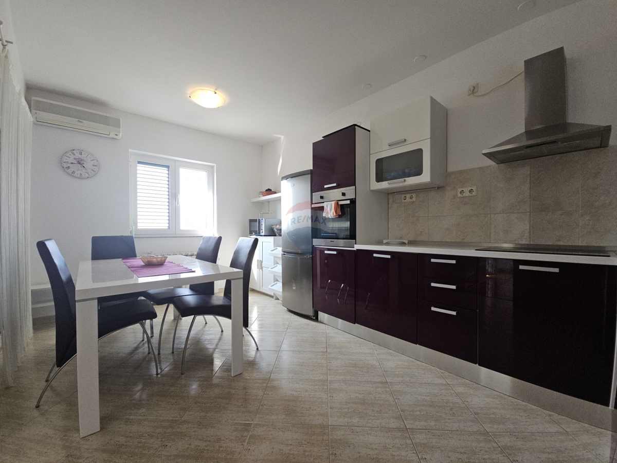 Appartamento Podsolarsko, Šibenik - Okolica, 83,86m2