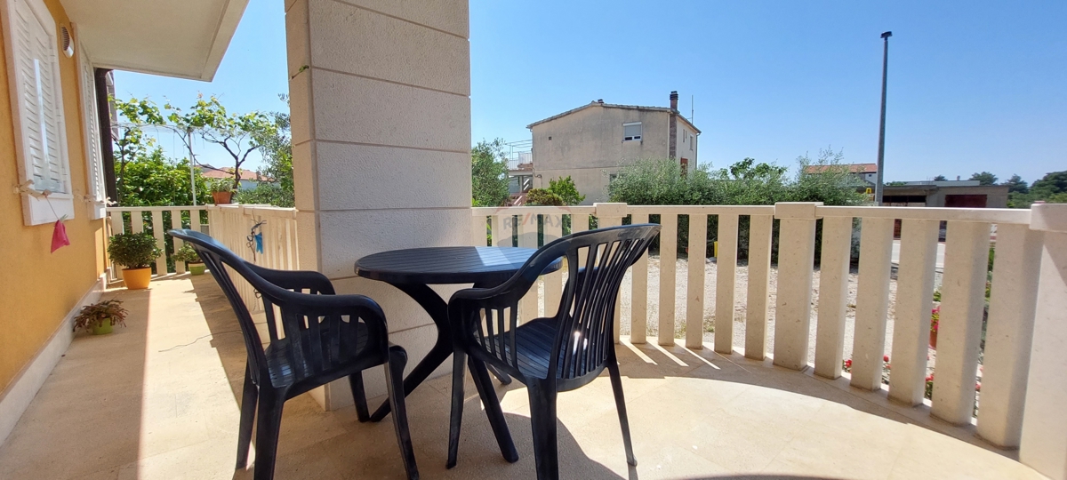 Appartamento Rogoznica, 117m2