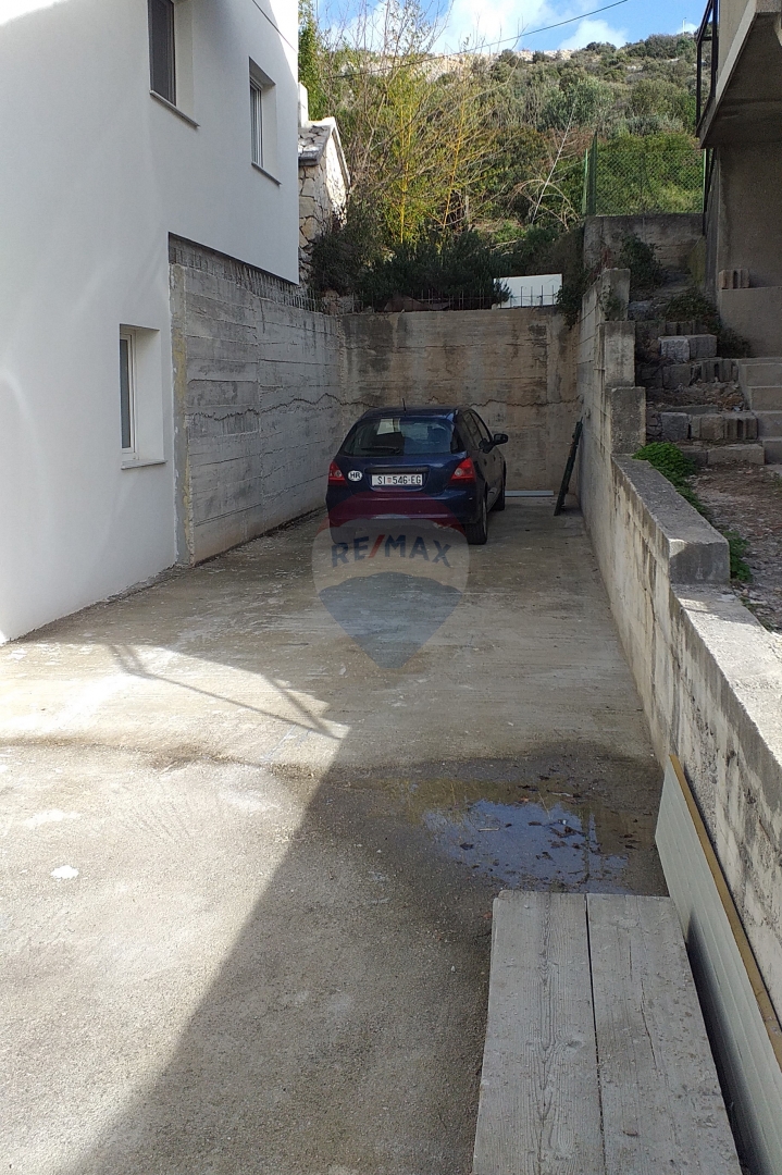 Appartamento Njivice, Šibenik, 198m2