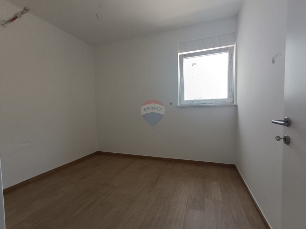 Casa Pirovac, 102,22m2