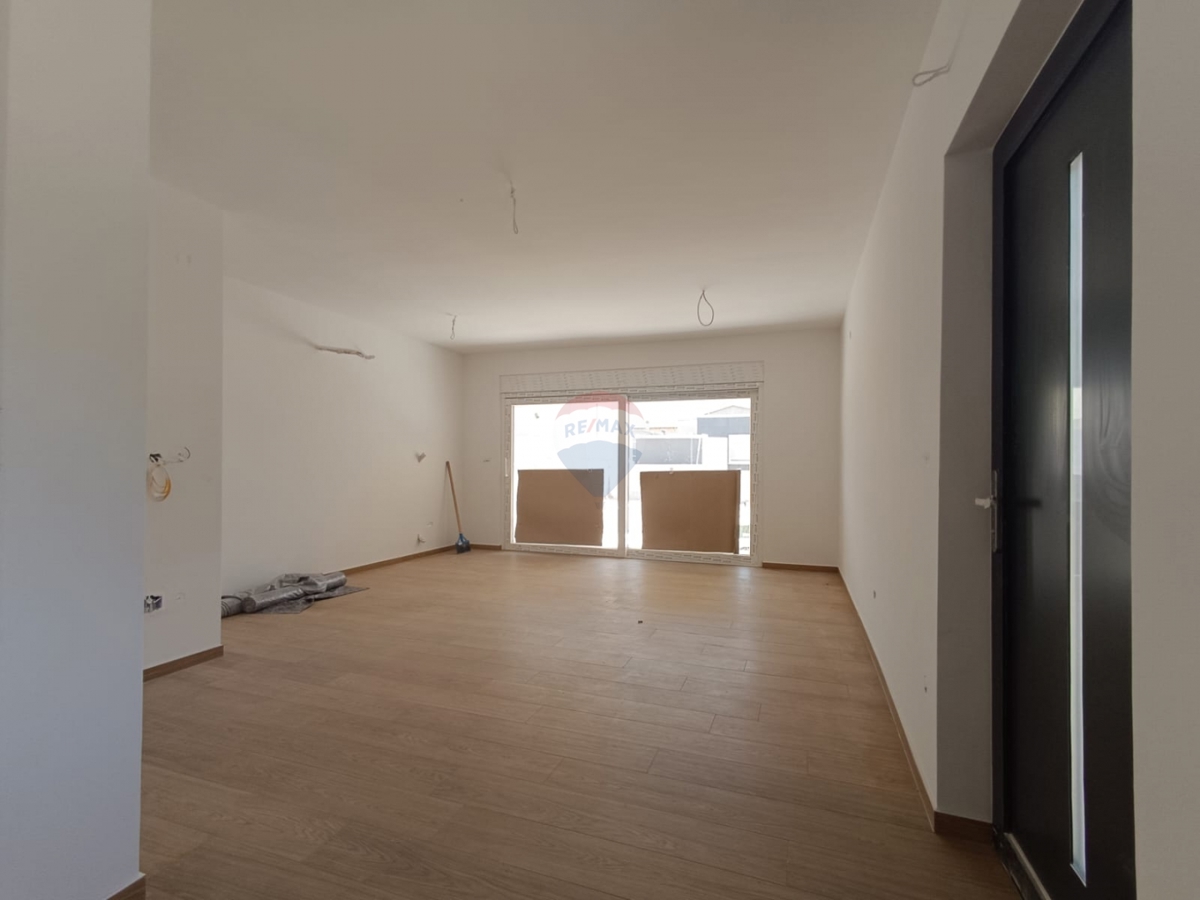 Casa Pirovac, 102,22m2