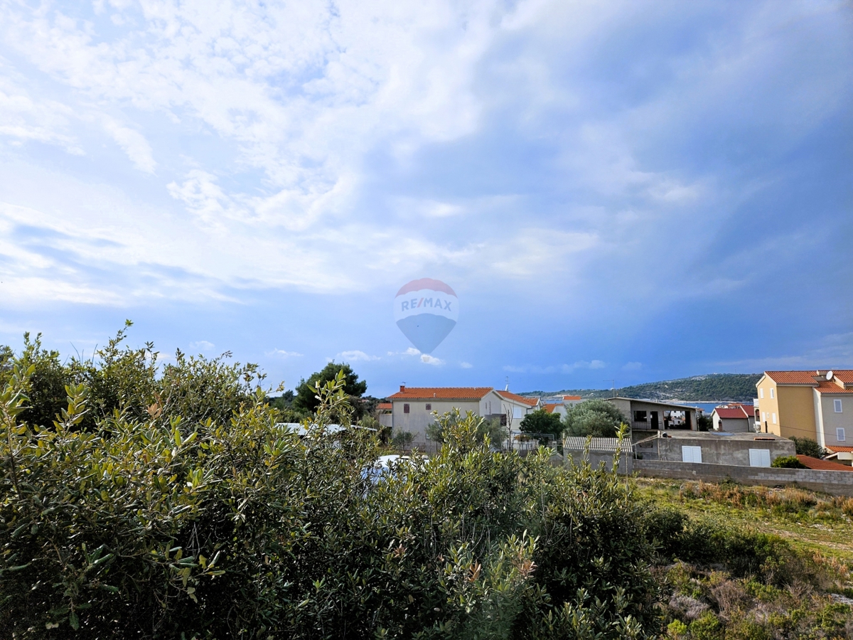 Terreno edificabile 939 m2, Kanica