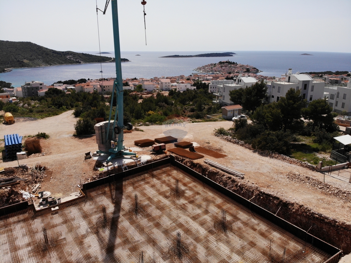 Attico con vista panoramica e terrazza sul tetto, nuova costruzione (D1) - Primošten