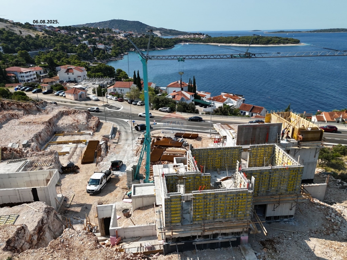 Appartamento di lusso con piscina e terrazza sul tetto (A3) - Primošten