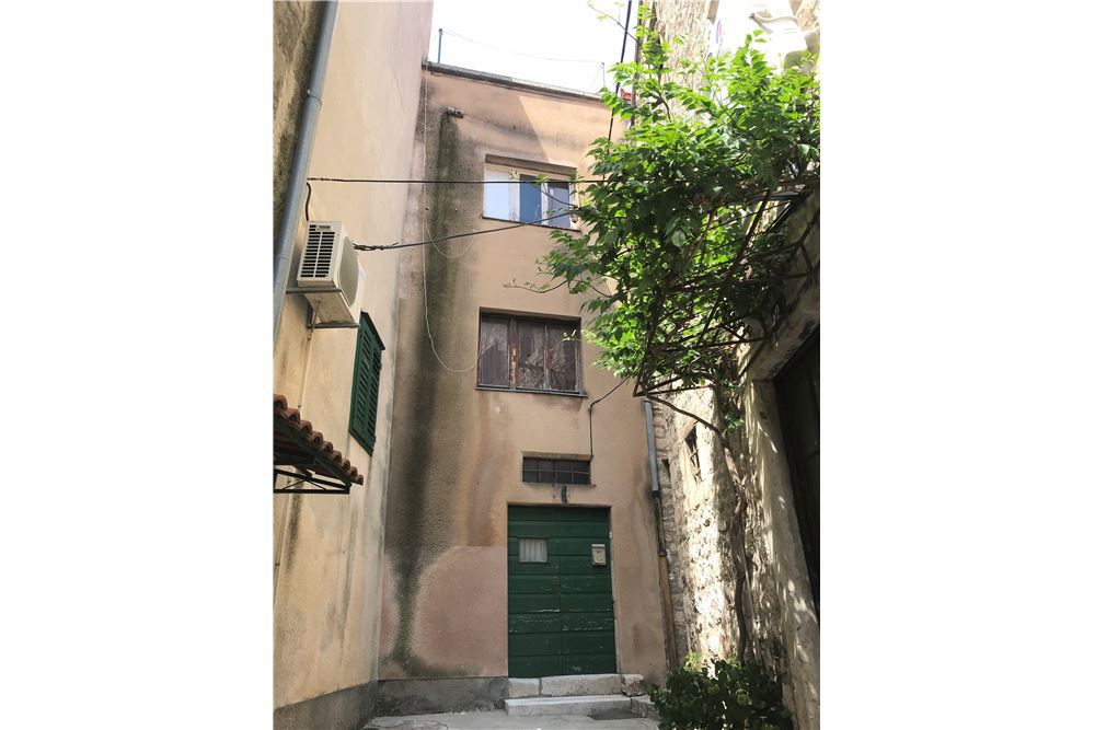 Casa Grad, Šibenik, 120m2