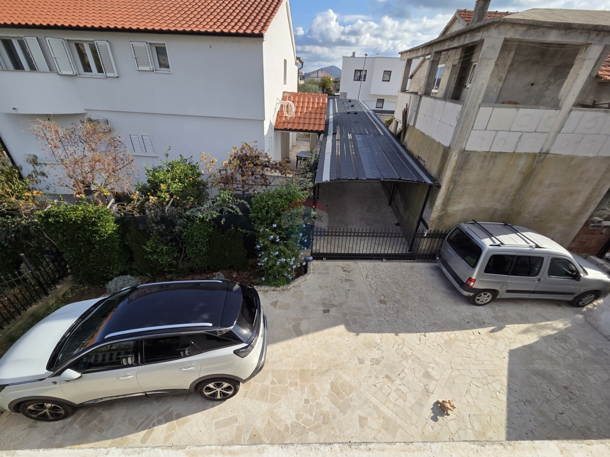 Casa Raslina, Šibenik - Okolica, 284m2