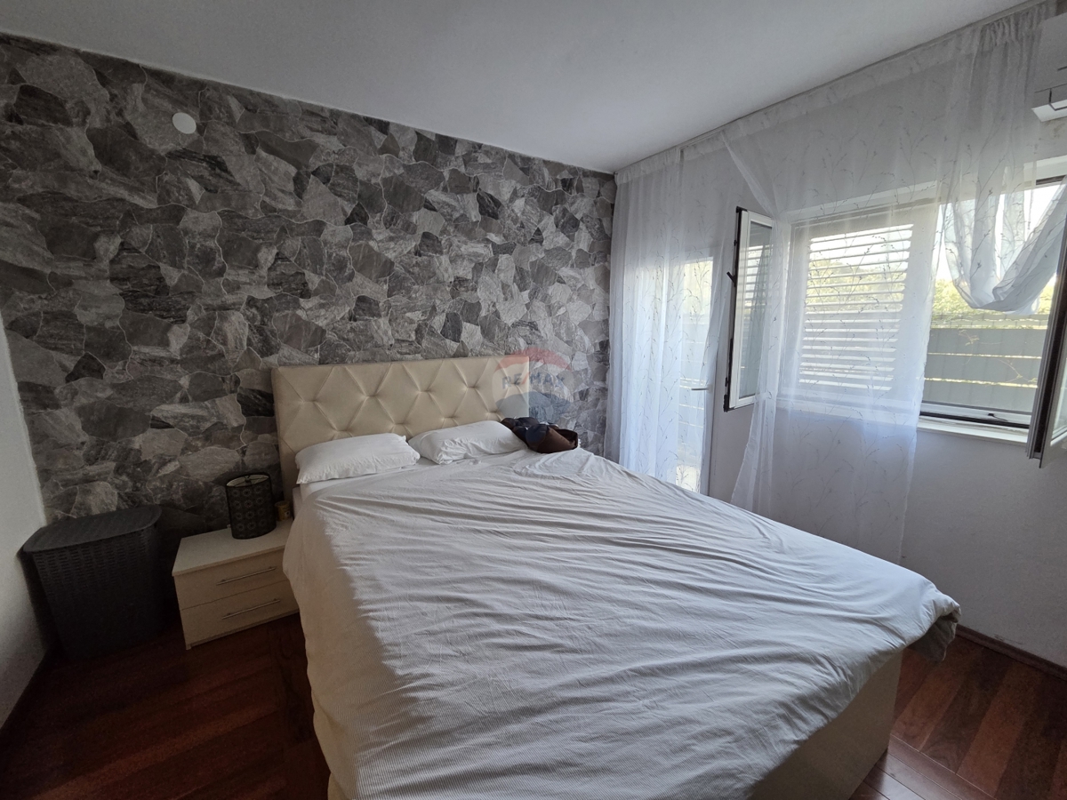 Casa Raslina, Šibenik - Okolica, 284m2