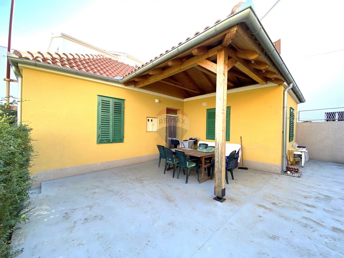 Casa Grad, Šibenik, 75m2