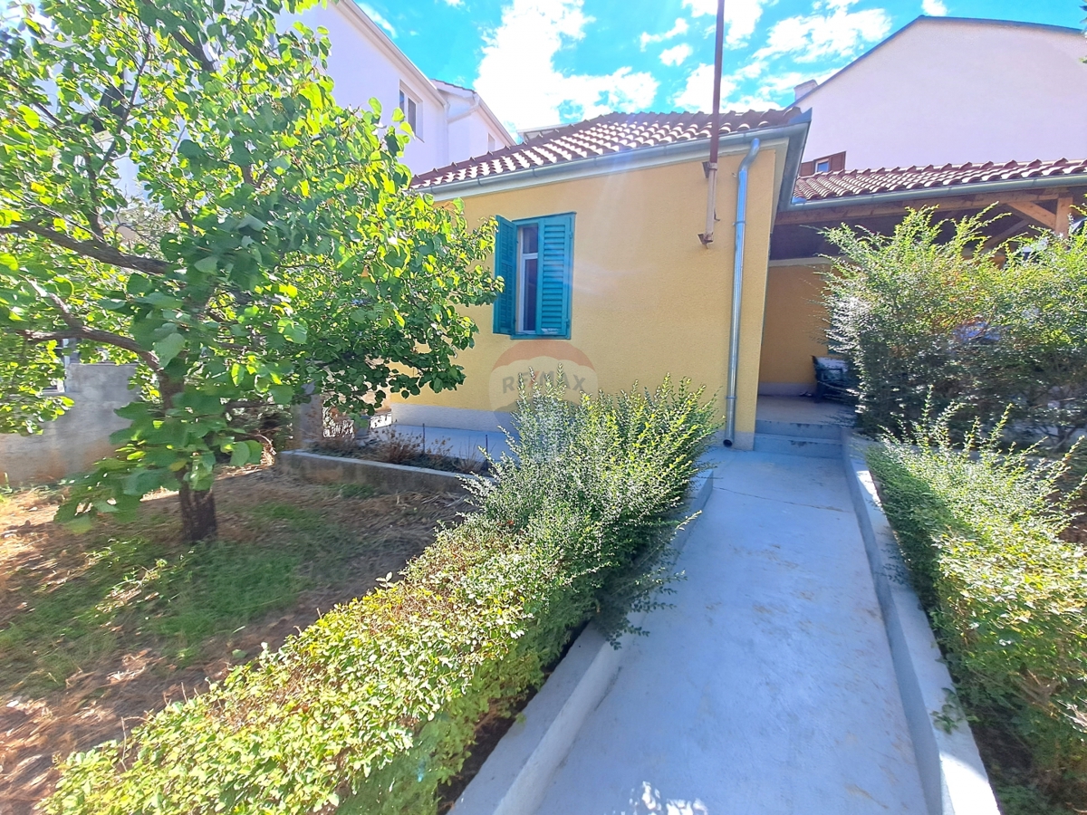 Casa Grad, Šibenik, 75m2