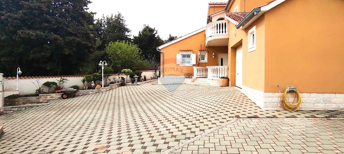 Casa Vodice, 281,03m2