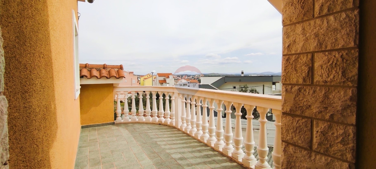 Casa Vodice, 281,03m2