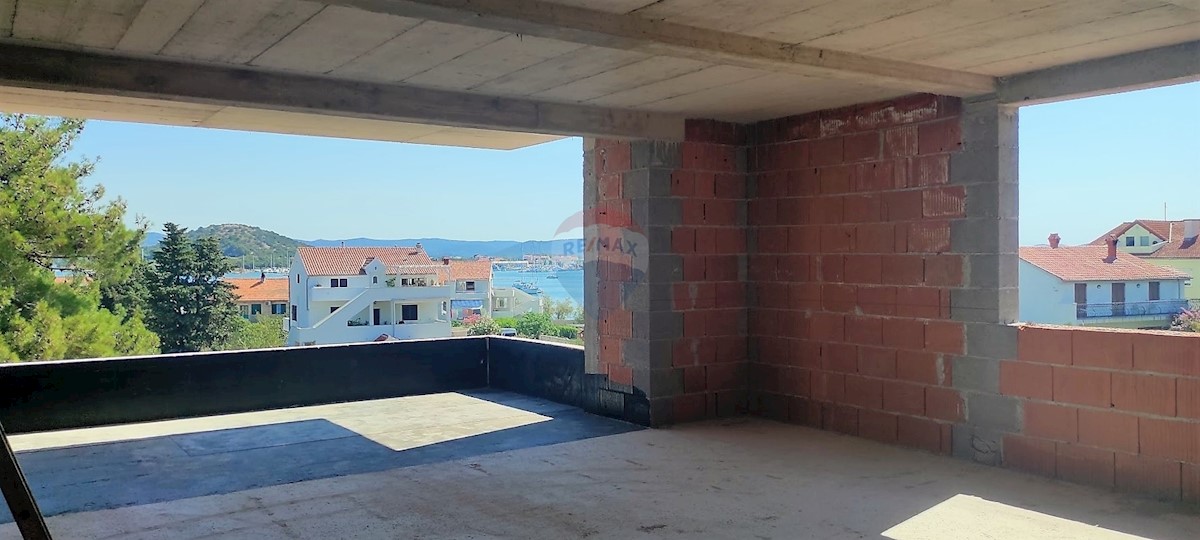 Murter - Bilocale in nuova palazzina - vista mare