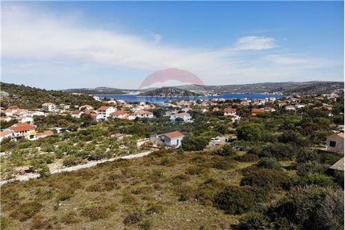 Terreno edificabile 4462 m2 Stivašnica, Rogoznica