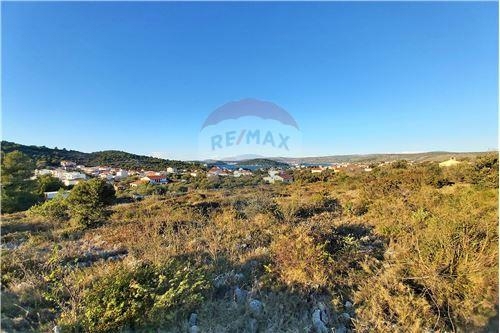 Terreno edificabile 4462 m2 Stivašnica, Rogoznica