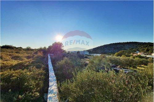 Terreno edificabile 4462 m2 Stivašnica, Rogoznica