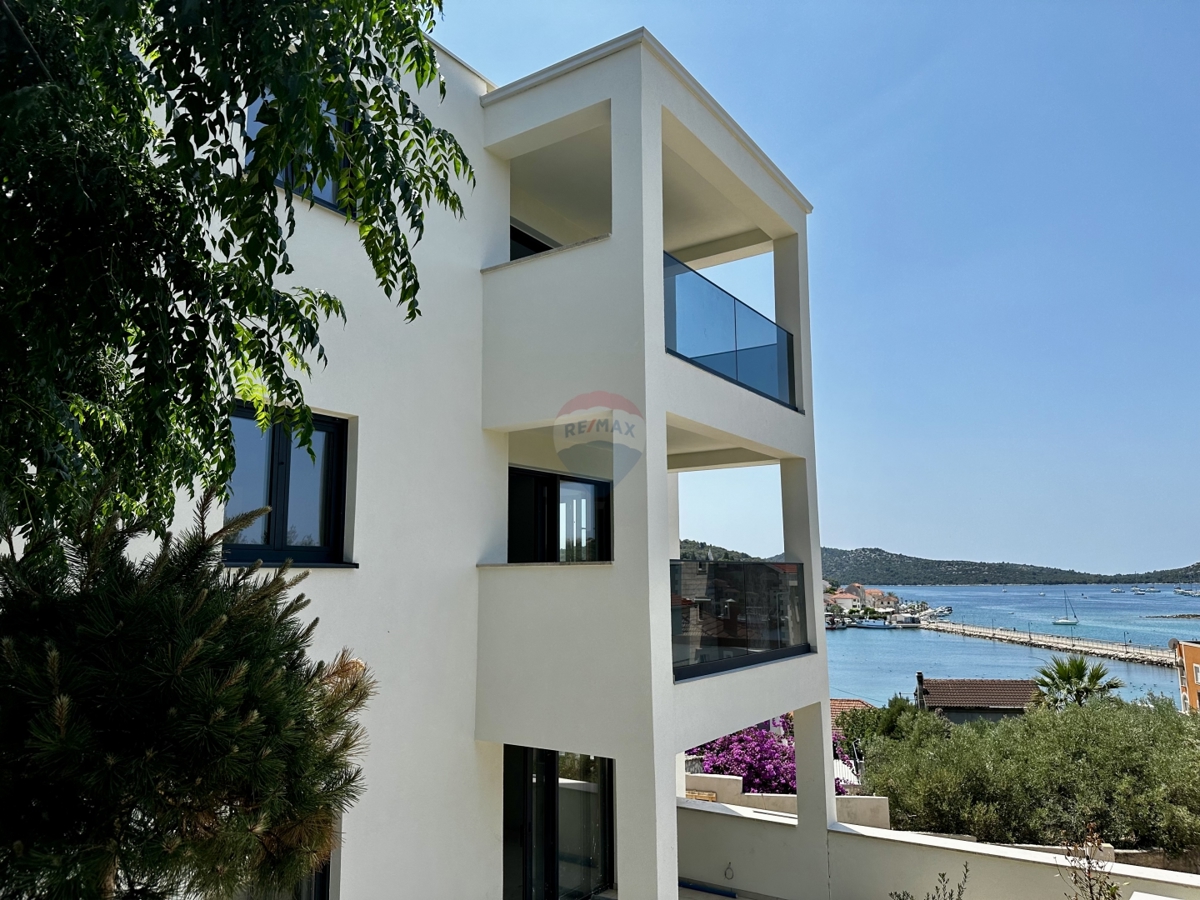 Appartamento Rogoznica, 66,42m2