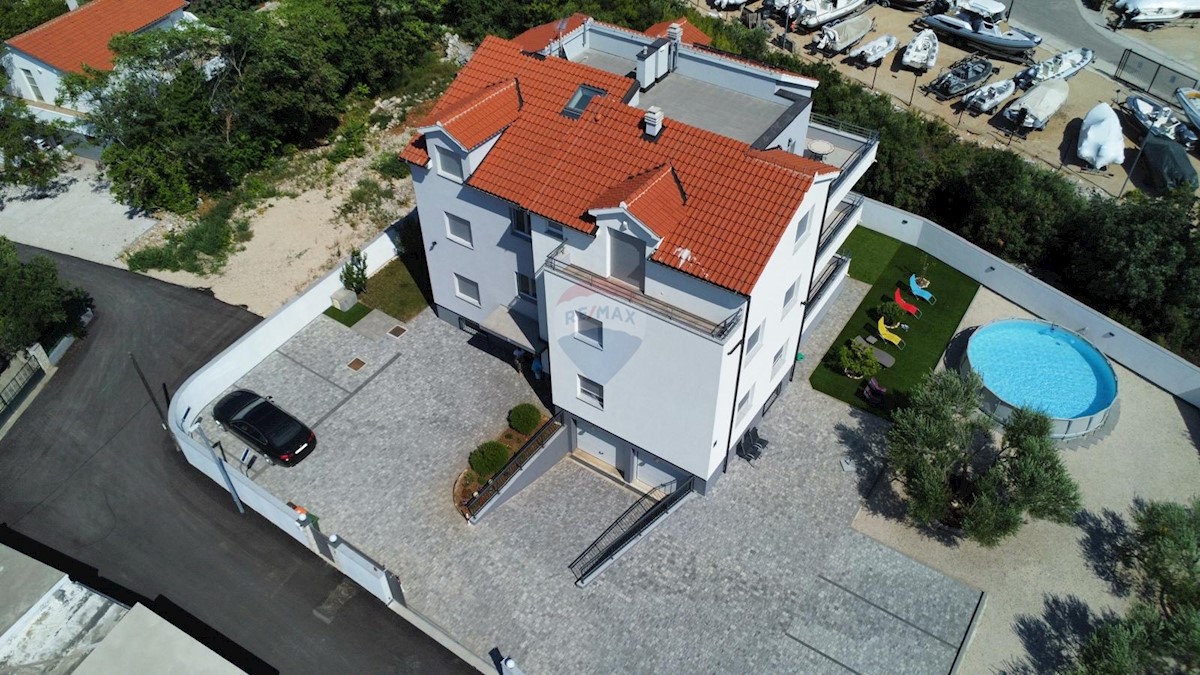 Casa Pirovac, 625m2