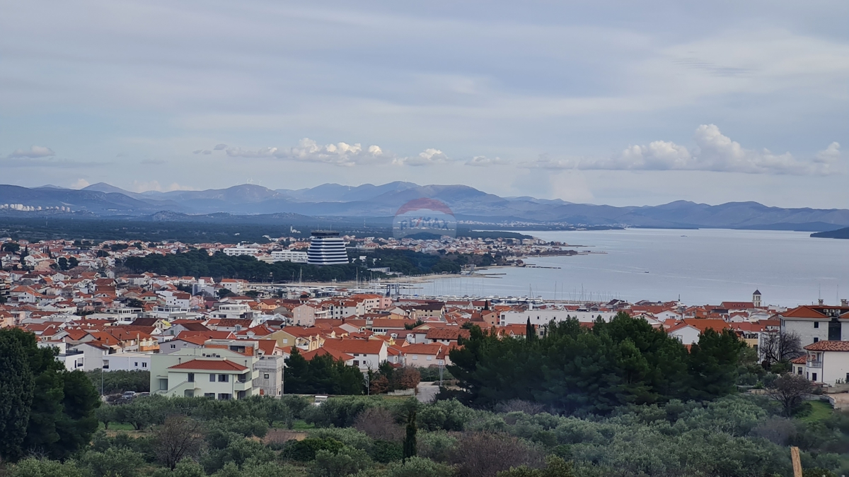 Terreno Vodice, 818m2