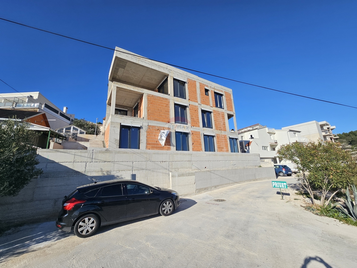 Appartamento con tre camere da letto in un nuovo edificio, Primošten