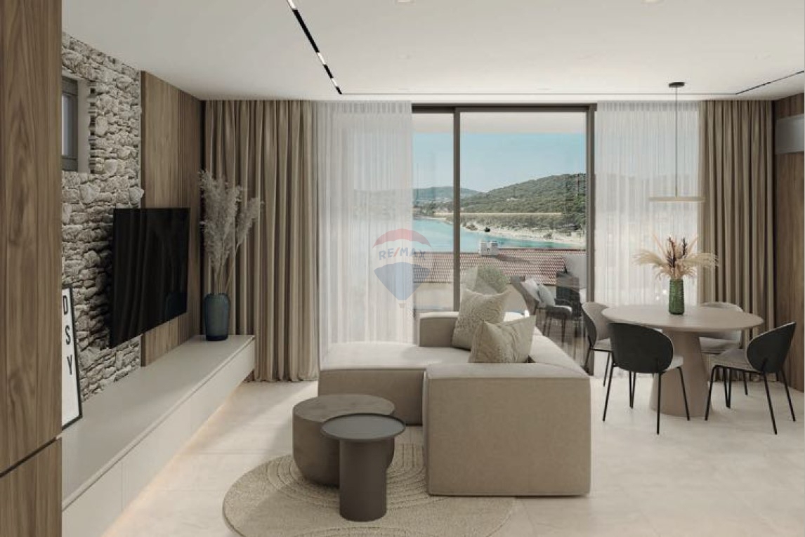 Lussuoso appartamento al piano terra con piscina, Rogoznica