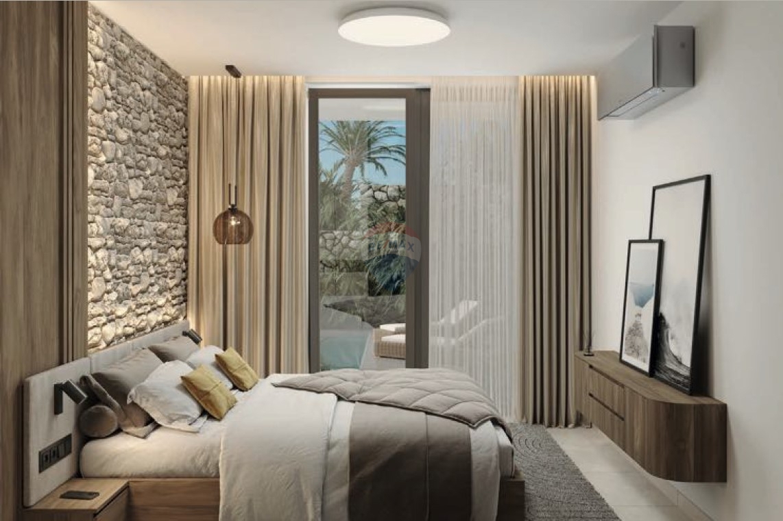 Lussuoso appartamento al piano terra con piscina, Rogoznica