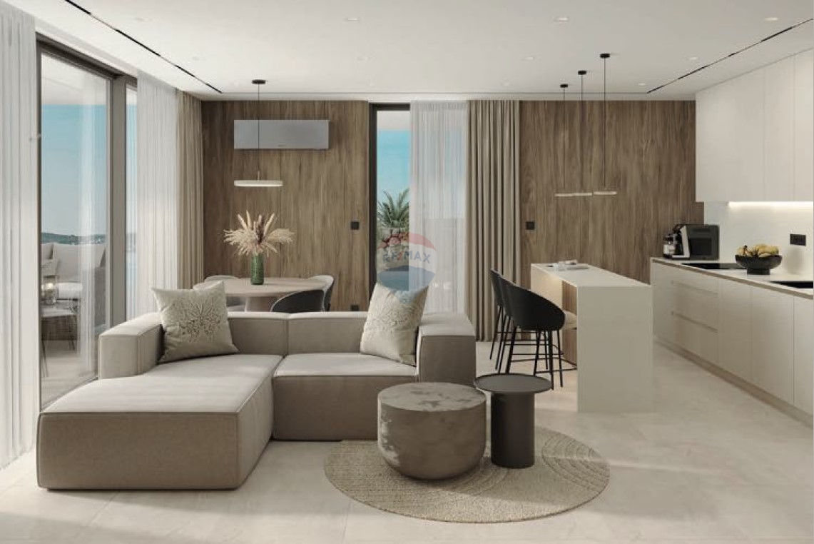 Lussuoso appartamento al piano terra con piscina, Rogoznica