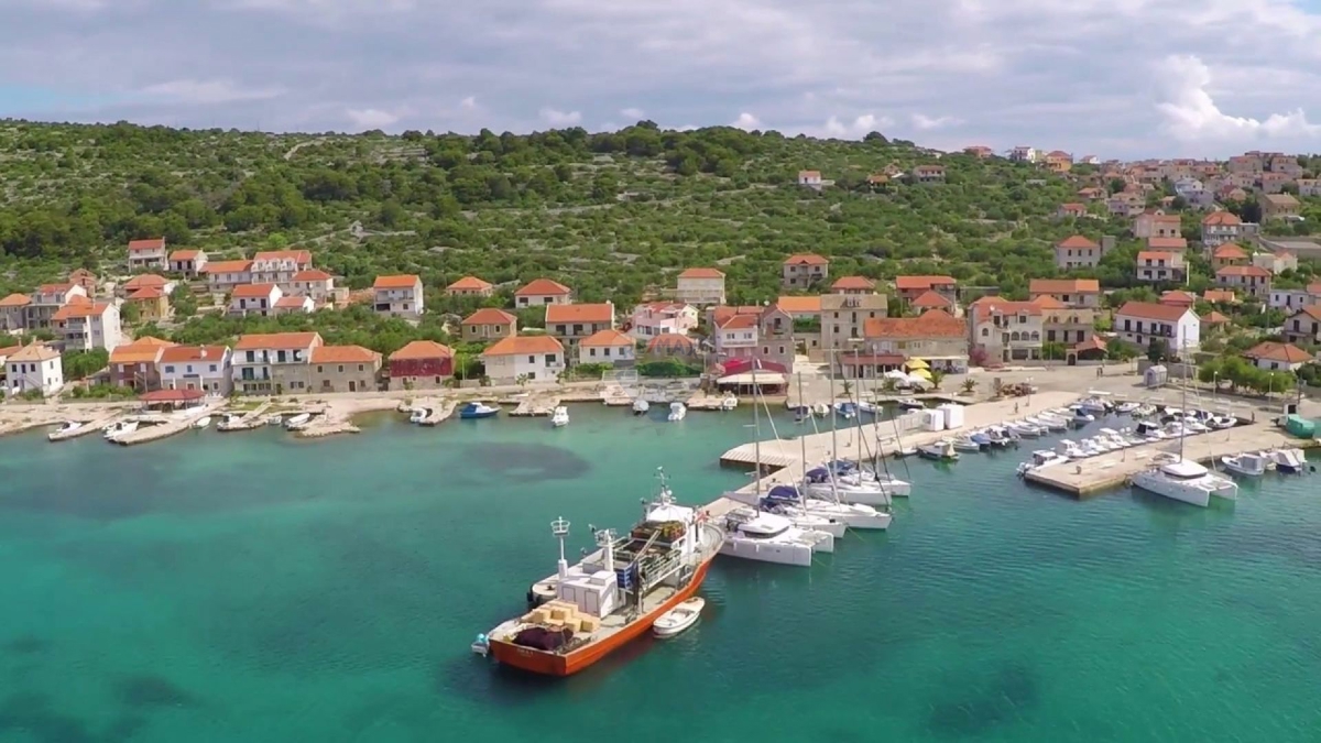 Terreno Kaprije, Šibenik - Okolica, 657m2