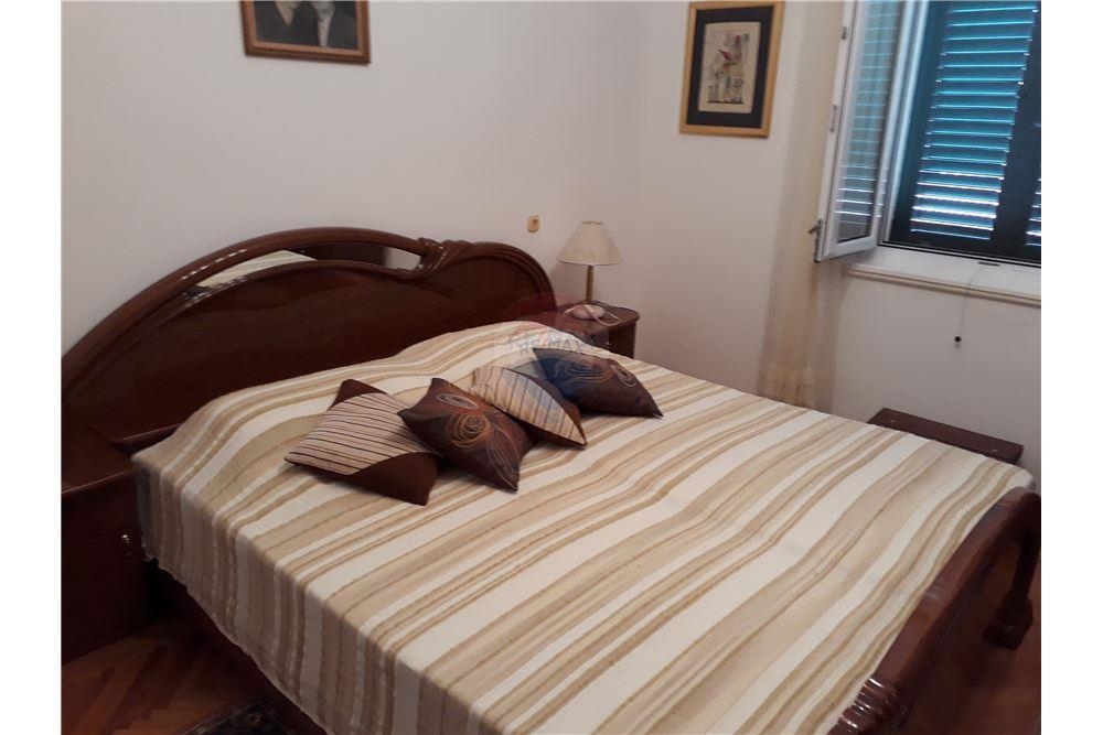 Casa Varoš, Šibenik, 174m2