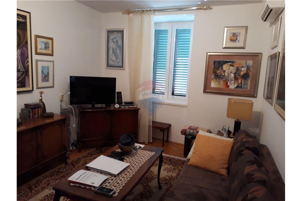 Casa Varoš, Šibenik, 174m2