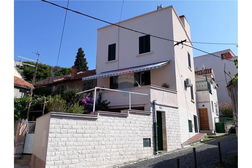 Casa Varoš, Šibenik, 174m2