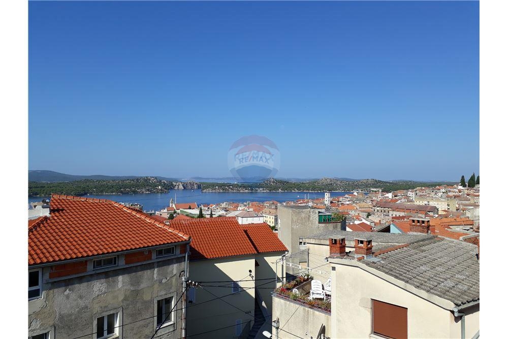 Casa Varoš, Šibenik, 174m2