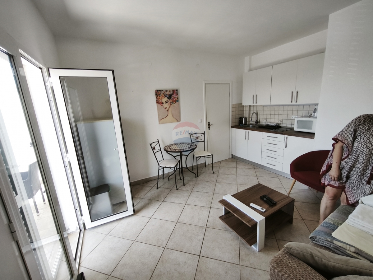 Casa con 6 appartamenti a Primošten - Fantastica vista sul mare!