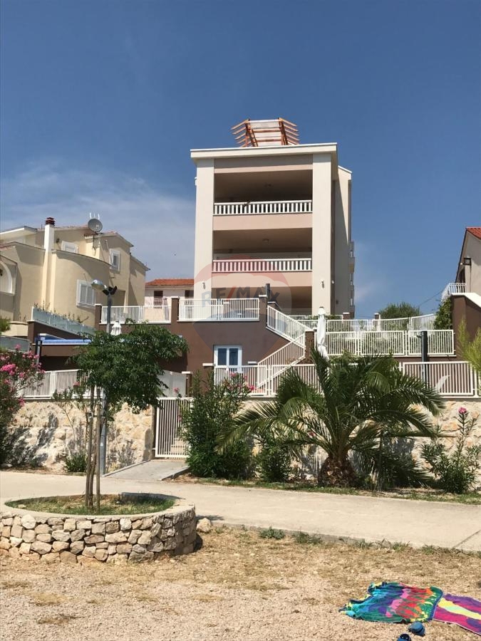 Appartamento Brodarica, Šibenik - Okolica, 164,23m2