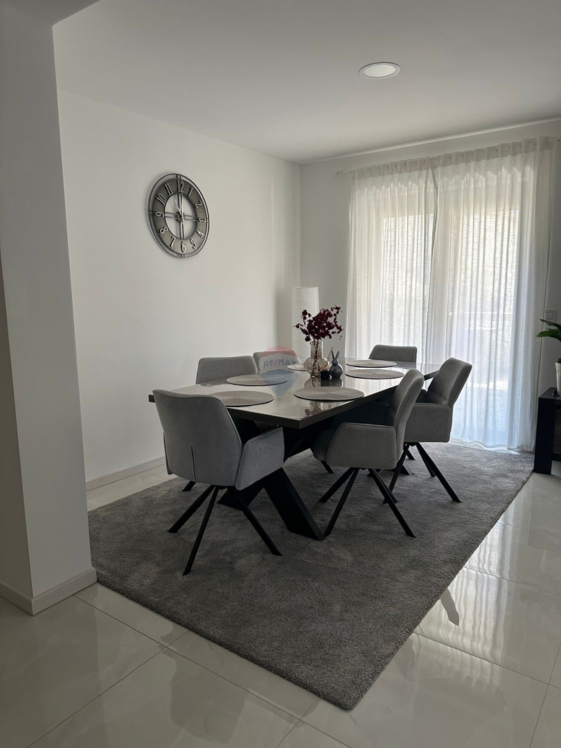 Appartamento Vodice, 142m2