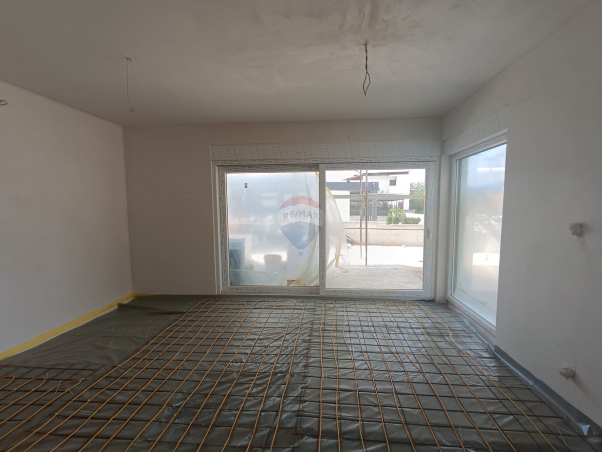 Casa Pirovac, 99,40m2