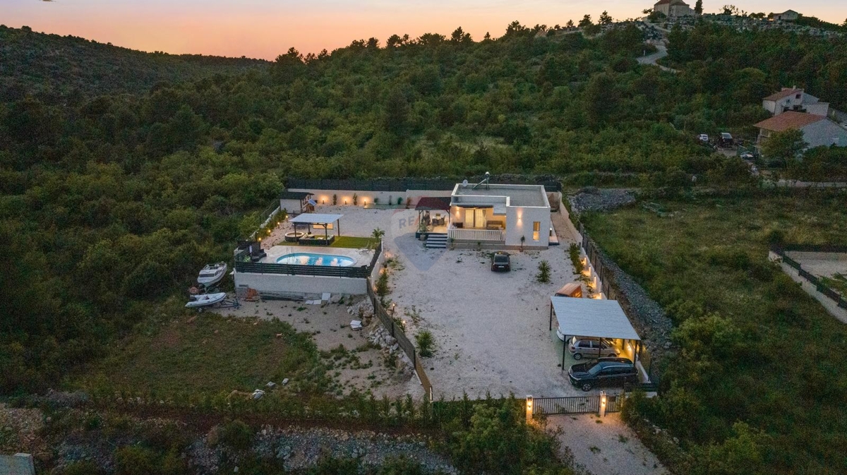 Casa Bilice, Šibenik - Okolica, 107m2