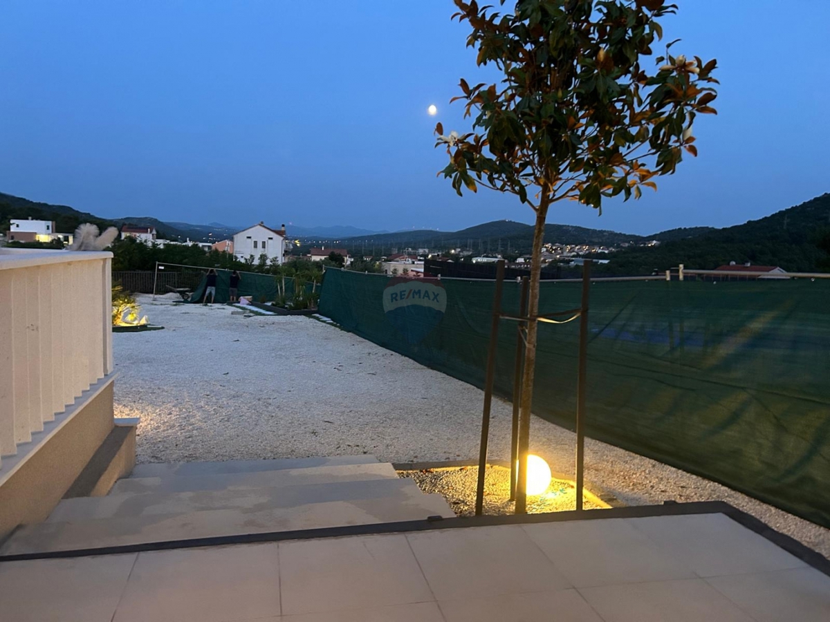 Casa Bilice, Šibenik - Okolica, 107m2