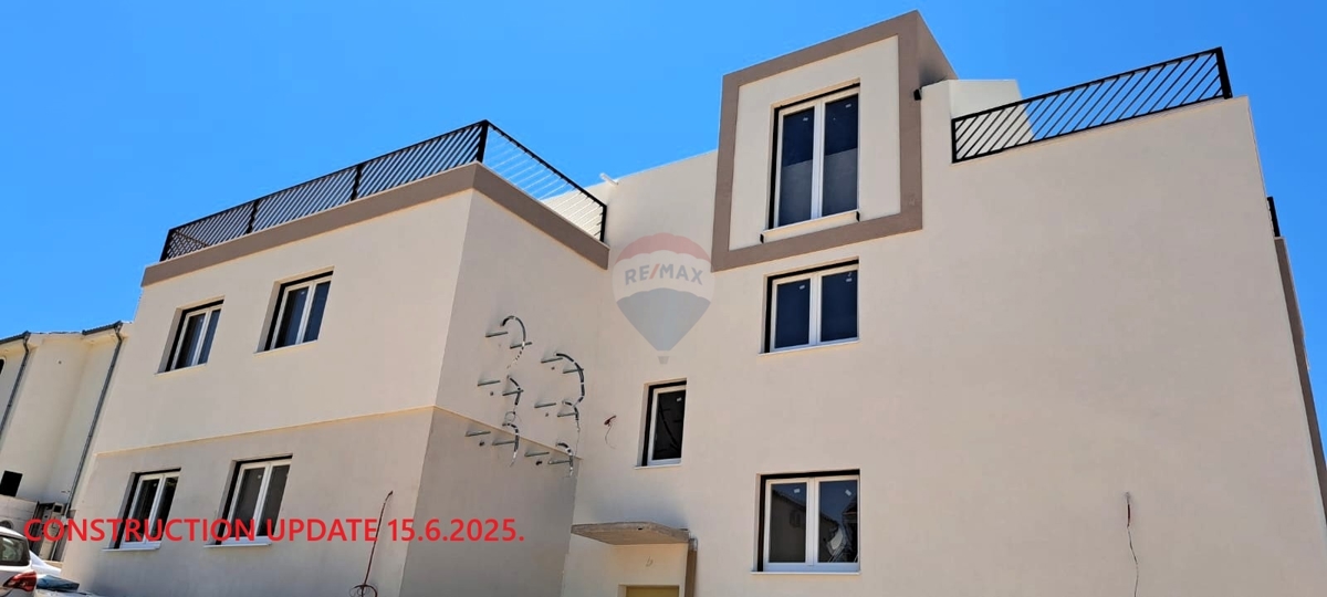 Appartamento di lusso 63,6 m2, 1° piano - Stivašnica, Rogoznica