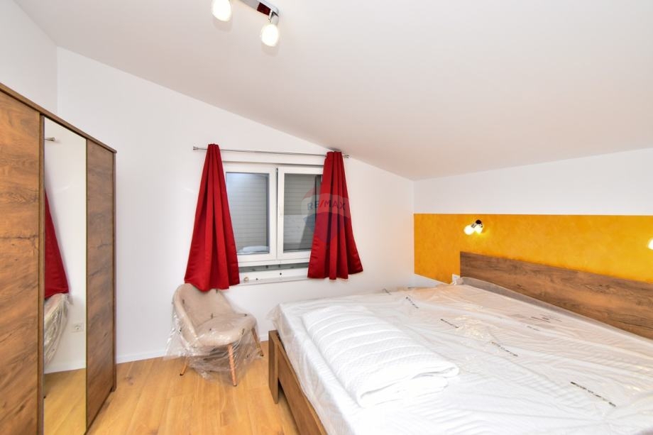 Casa Čista Mala, Vodice, 245m2