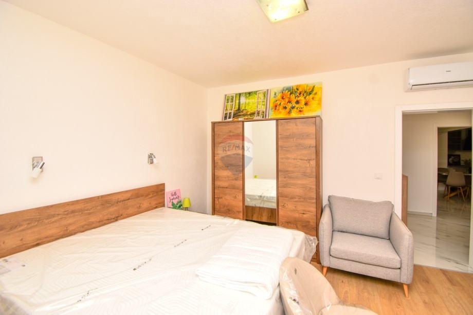 Casa Čista Mala, Vodice, 245m2