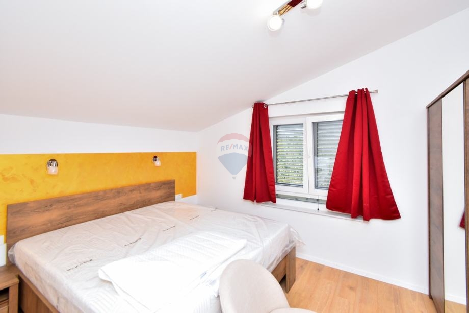 Casa Čista Mala, Vodice, 245m2