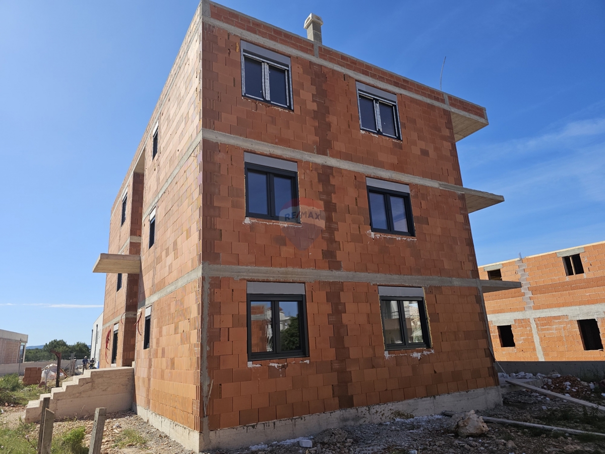 Appartamento Brodarica, Šibenik - Okolica, 76,17m2