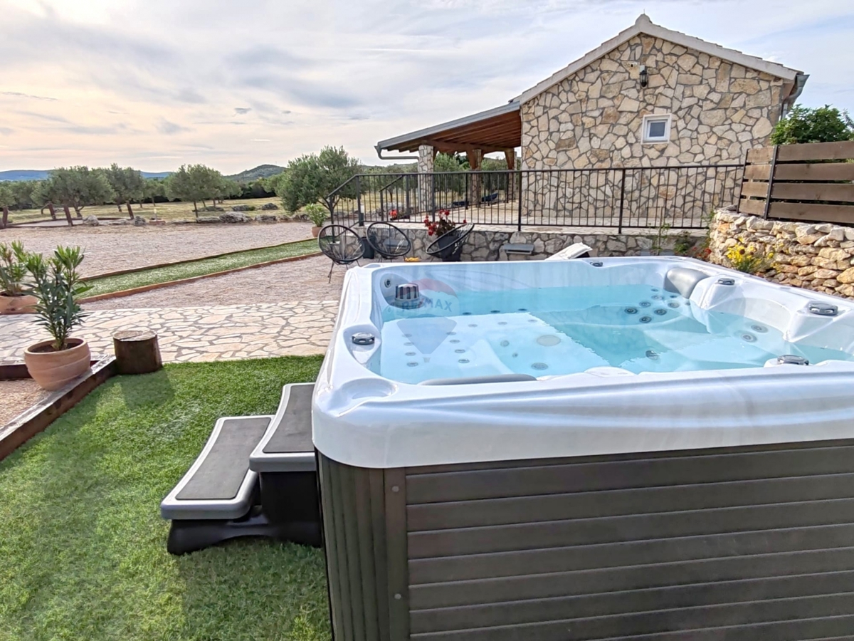 Casa Jadrija, Šibenik - Okolica, 125m2