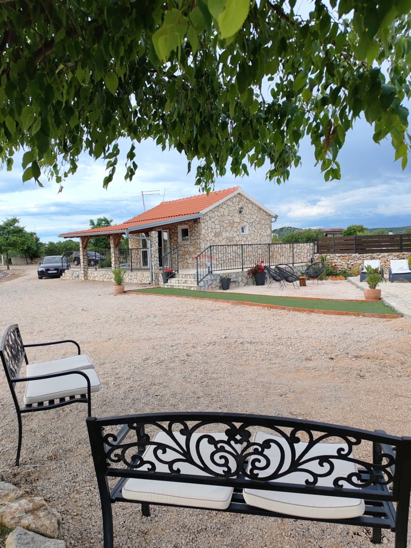 Casa Jadrija, Šibenik - Okolica, 125m2